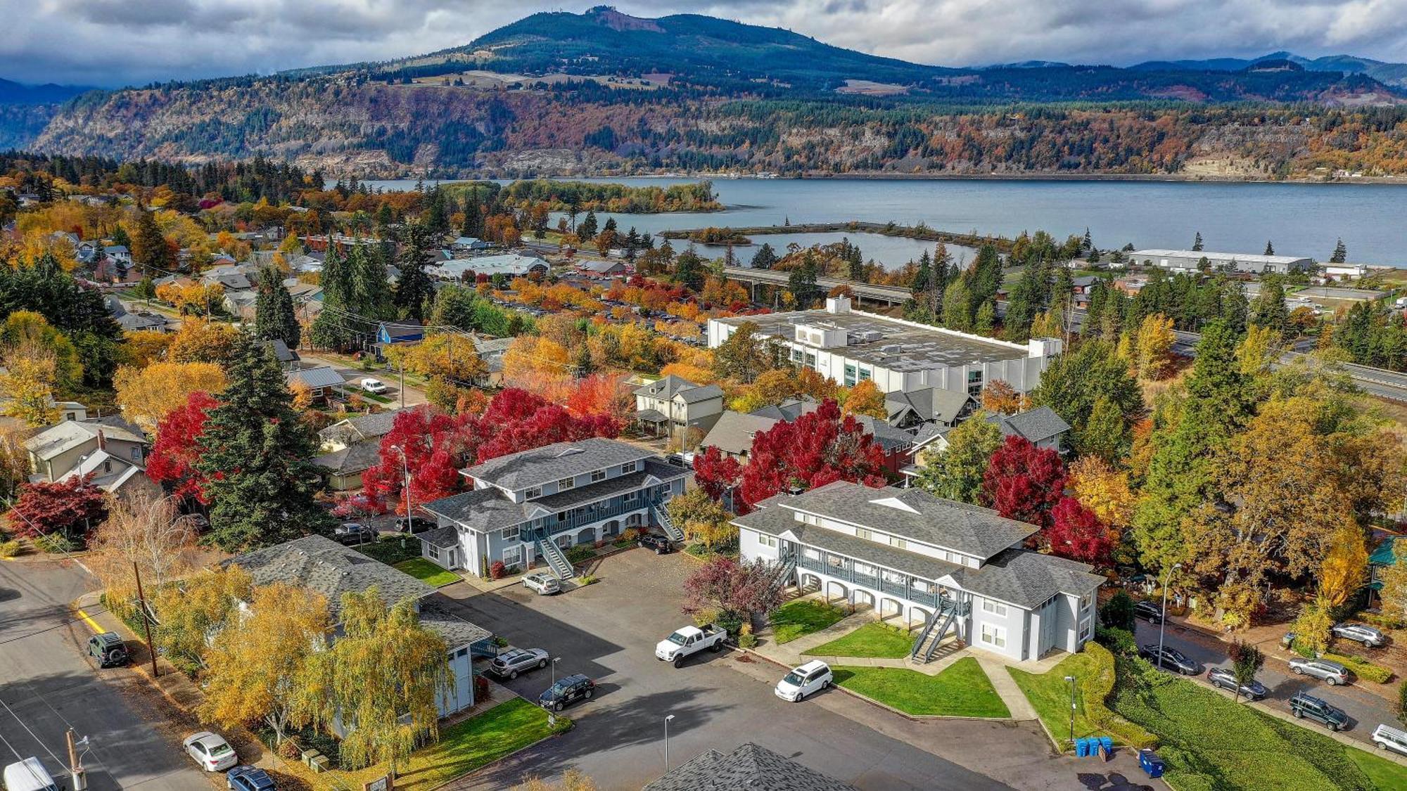 15 Lodge Худ-Ривер Экстерьер фото